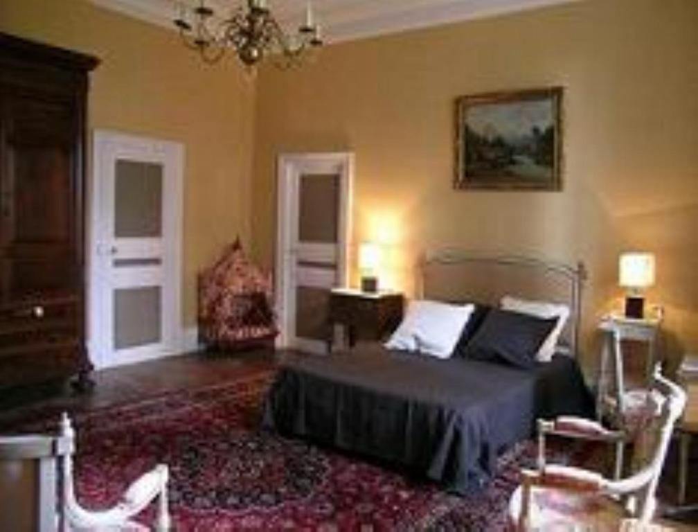 Chateau De Villars Villeneuve-sur-Allier Екстериор снимка