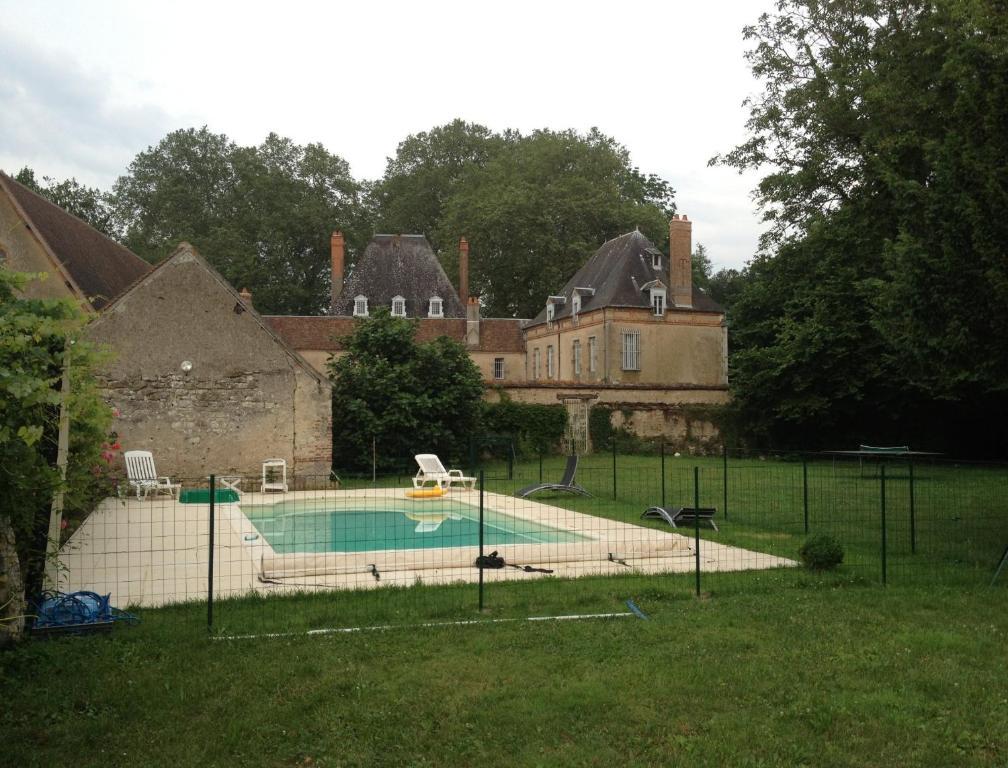 Chateau De Villars Villeneuve-sur-Allier Екстериор снимка