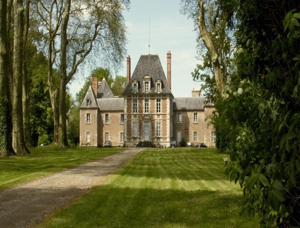 Chateau De Villars Villeneuve-sur-Allier Екстериор снимка